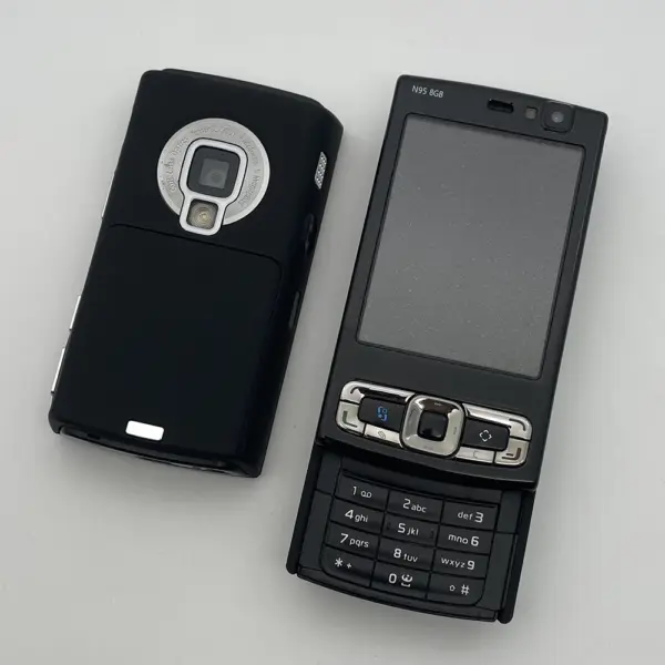 Vintage Nokia N95 8GB 3G Slider Phone with 5MP Camera - Image 2