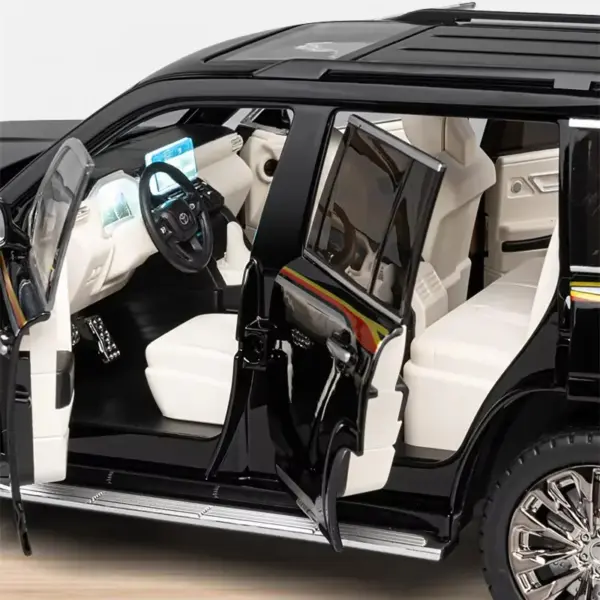 1/18 Toyota Land Cruiser LC300 ZX Diecast Model - Image 5