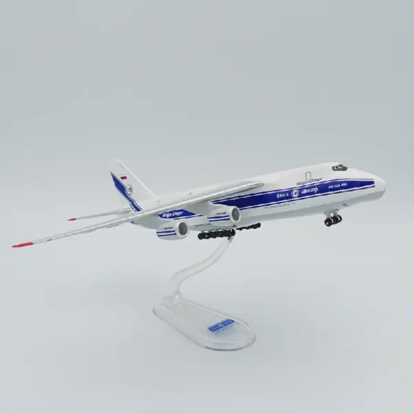 1/400 Scale An-124 Transport Aircraft Model Collection - Image 5