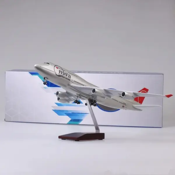 Northwest Airlines Boeing 747 Resin Diecast Model - Image 7