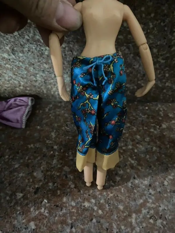 Fashion Doll Clothes Set for Bratz and Monster High - Image 10