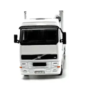Diecast 1/76 FH Box Truck Model for Collectors 11 S3d7ab632987e4fa3be668f672173434aU
