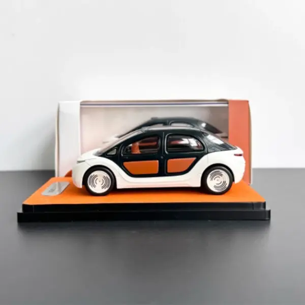 Diecast AIRO Concept Car 1/43 Scale Collectible Model - Image 2