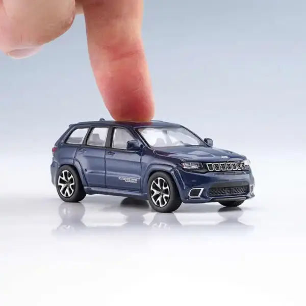 1/64 Jeep Grand Cherokee Sahara Diecast Model - Image 2