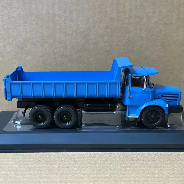 1:43 Scale Berliet GL 10 M3 Diecast Model Car - Image 5