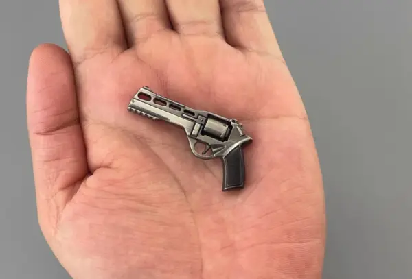 1/6 Scale P38 PPK Mini Metal Revolver Model for Dioramas - Image 43
