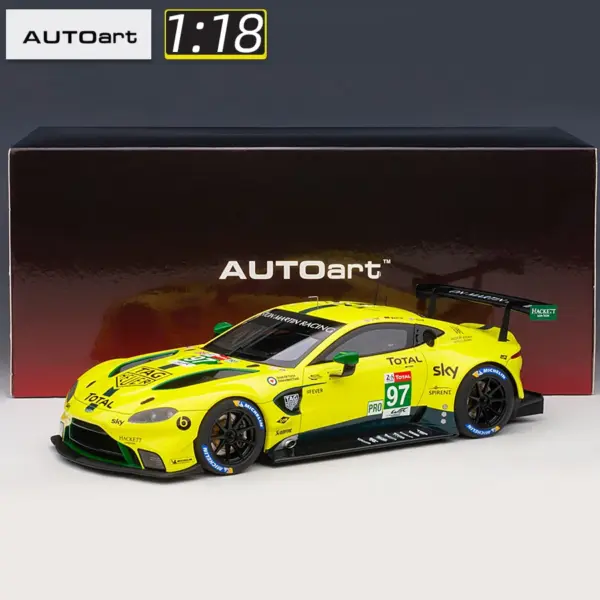AUTOART 1/18 Aston Martin Vantage GTE Pro Le Mans Model - Image 6