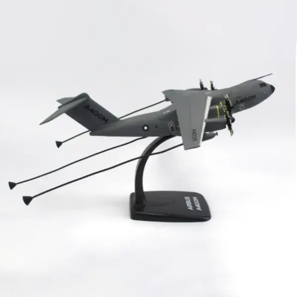 Scale 1:200 A400M Transport Aircraft Display Model - Image 2