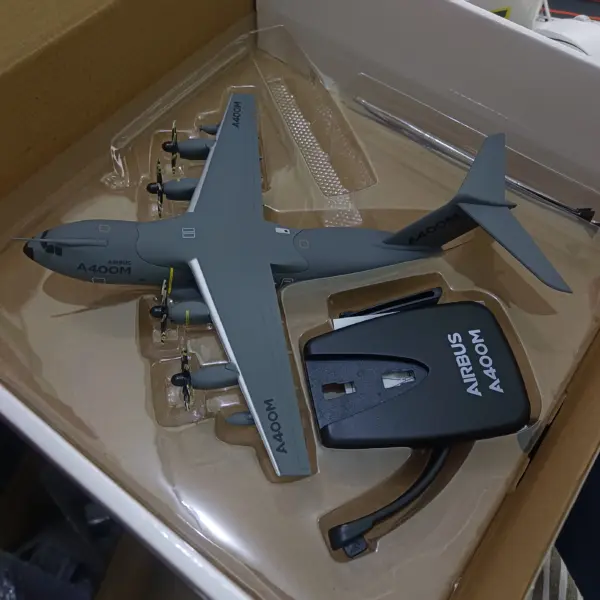 Scale 1:200 A400M Transport Aircraft Display Model - Image 7