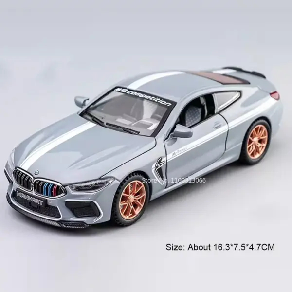 1:32 Alloy Police Car Model with Lights - Image 8