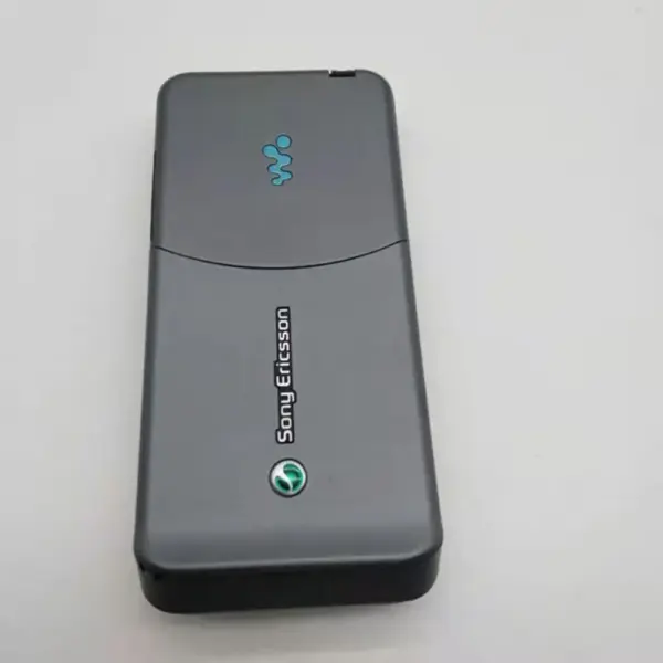 Sony Ericsson W580 Vintage Mobile Phone with 2MP Camera - Image 2