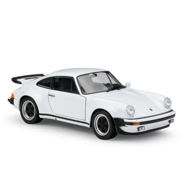 Welly 1:24 Porsche 911 Carrera S Diecast Model - Image 17