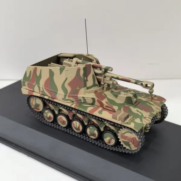 IXO 1/43 Scale WWII Self-Propelled Howitzer Model - Image 3