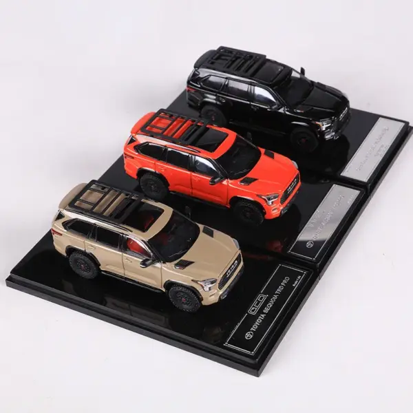 GCD 1:64 Toyota Sequoia SUV Alloy Model - Image 4