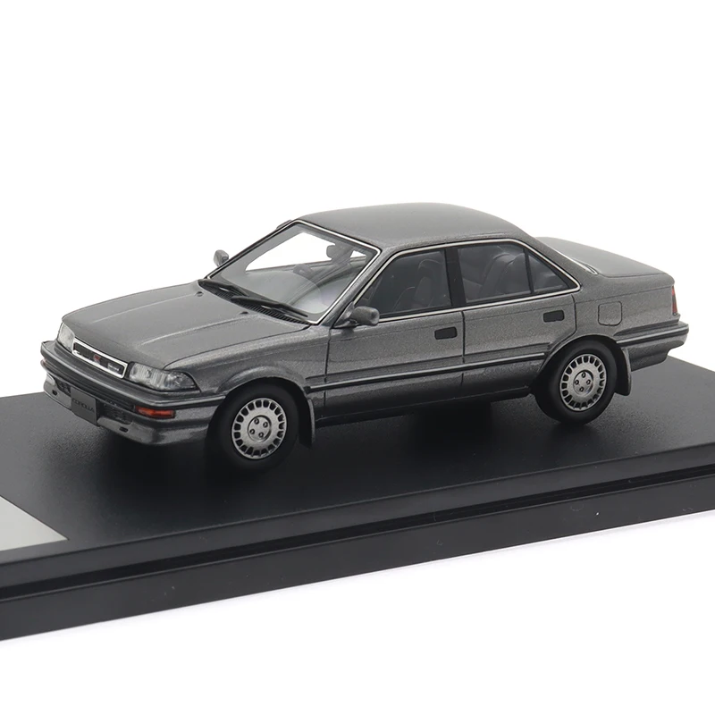 COROLLA Sedan GT 1987 Model Car 1/43 Resin Diecast 8 COROLLA Sedan GT 1987 Model Car 1/43 Resin Diecast - Image 8