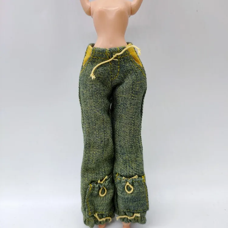 Casual Jeans for 30cm Bratz and Monster High Dolls 18 Casual Jeans for 30cm Bratz and Monster High Dolls - Image 18