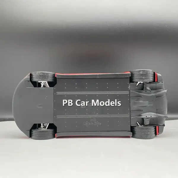 1:18 Scale Diecast Red Sport Car Model - Image 6