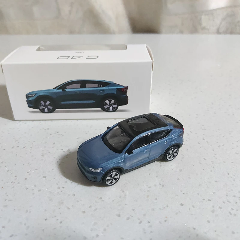 1:64 Scale XC90 S90 V90 XC40 Diecast Collectible Car 7 1:64 Scale XC90 S90 V90 XC40 Diecast Collectible Car - Image 7