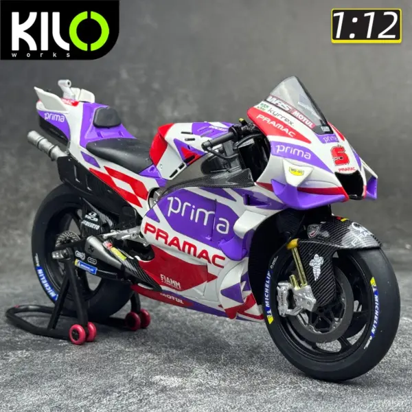 KILO Works Ducati GP Motorcycle Model 1/12 - Image 4