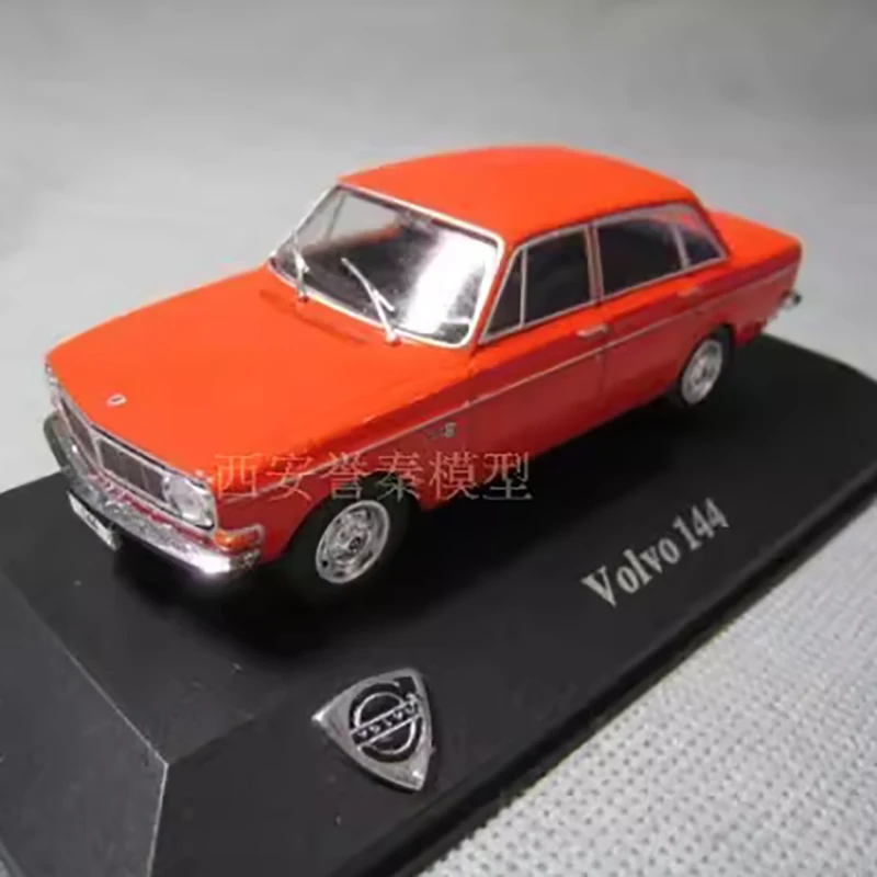Atlas 1/43 Volvo 144 Diecast Model 2 Atlas 1/43 Volvo 144 Diecast Model - Image 2