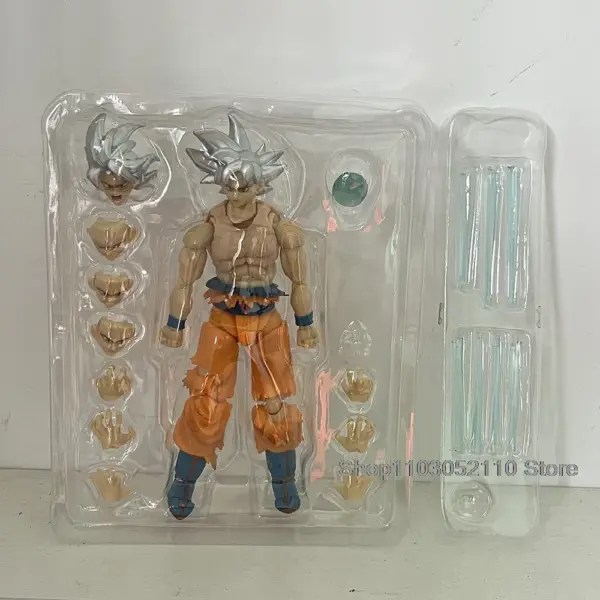 Dragon Ball Goku Super Saiyan Action Figure 14cm - Image 3