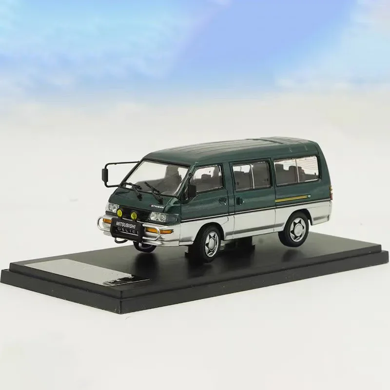 Die-cast Mitsubishi Sunyork Delica Van Collectible Model 3 Die-cast Mitsubishi Sunyork Delica Van Collectible Model - Image 3