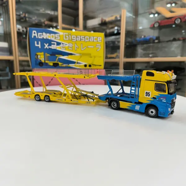1/64 Alloy Diecast Benz Trailer Model for Collectors - Image 4
