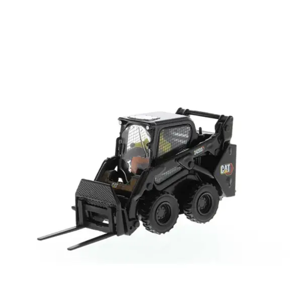 DM 1:50 Scale CAT 242D3 Wheel Loader Model - Image 6