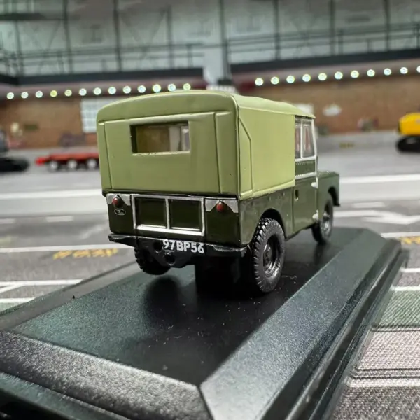 Oxford 1:76 Diecast Land Rover Military Jeep Model - Image 4