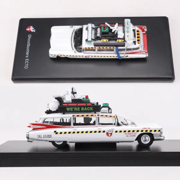 Ghostbusters ECTO 1:64 Diecast Alloy Model Car - Image 2
