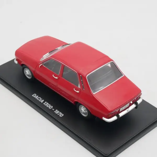 IXO 1:24 Dacia 1300 1970 Diecast Car Model - Image 5