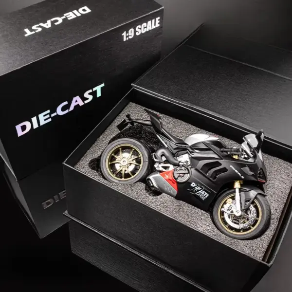 Suzuki H2R BMW R1250 V4S Alloy Motorcycle Model - Image 11