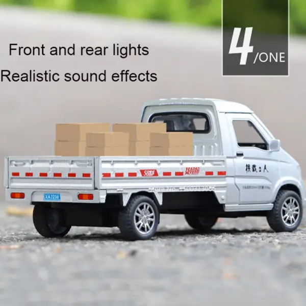 1:32 WULING Van Truck Model Alloy Toy for Collectors - Image 4