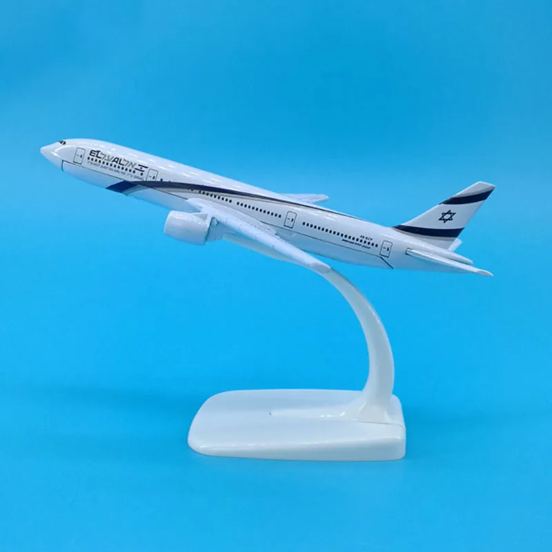 1:400 Diecast El Al B777 Model with Base 2 1:400 Diecast El Al B777 Model with Base - Image 2