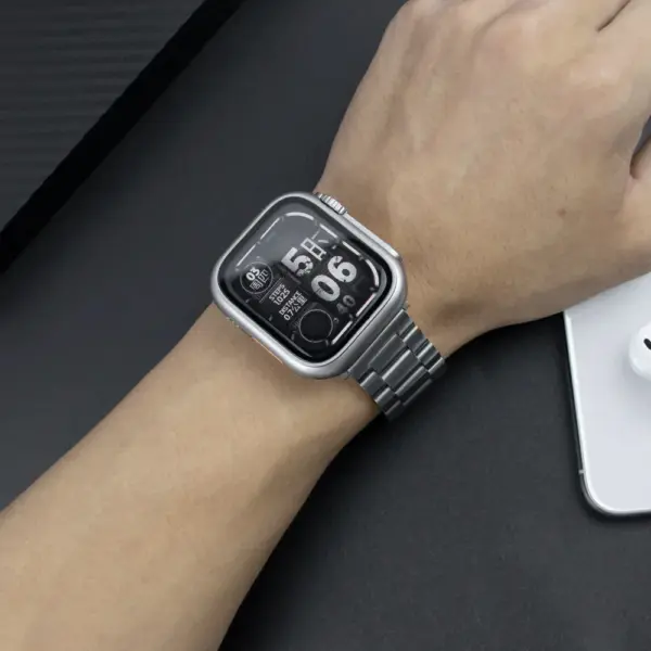 Ultra Glass Case and Band for Apple Watch 44mm - Image 6