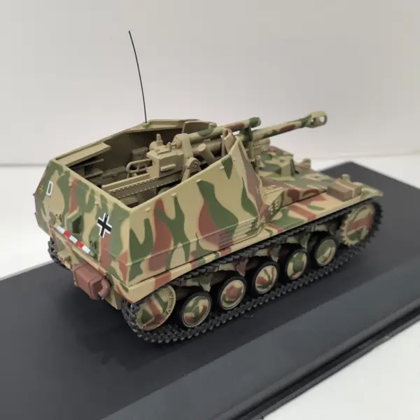 IXO 1/43 Scale WWII Self-Propelled Howitzer Model - Image 4