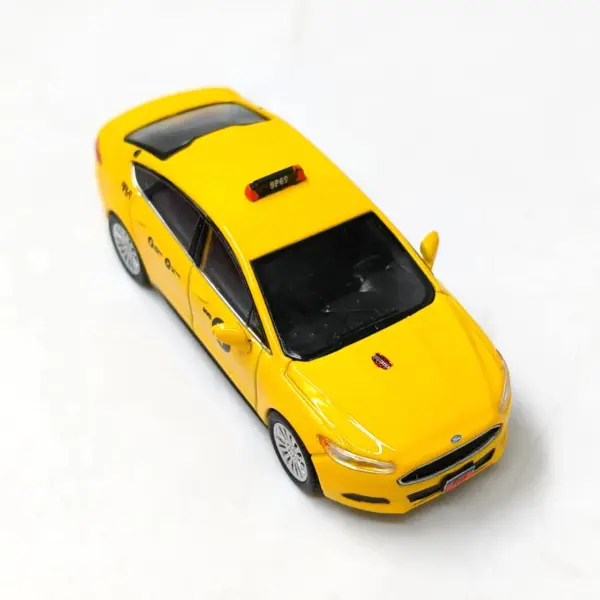 596 1/64 Scale Alloy Model Taxi Car - Image 2