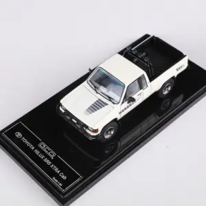 GCD 1:64 HILUX SR5 XTRA Cab Model Car 10 S668b8998271c4809bdb4fc4dc199ec96e