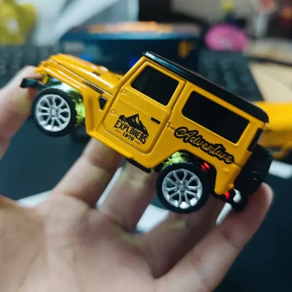 1:64 Off-Road RC Car with Alloy Body - Image 18
