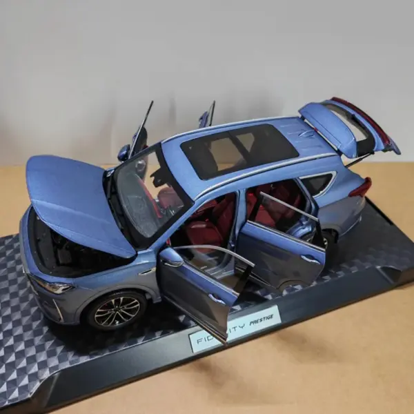 Diecast 1:18 Jetour X70 PLUS Alloy Car Model - Image 4