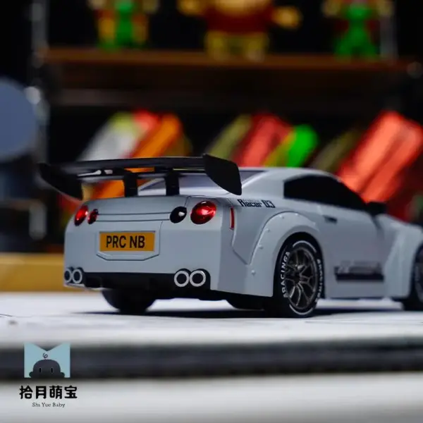 Gray RC Drift Car 1:20 Scale for Kids - Image 5