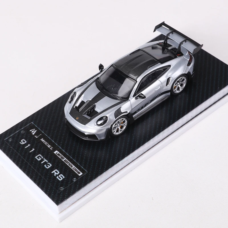 MJ 1:64 Porsche 911 GT3 RS Diecast Model 11 MJ 1:64 Porsche 911 GT3 RS Diecast Model - Image 11
