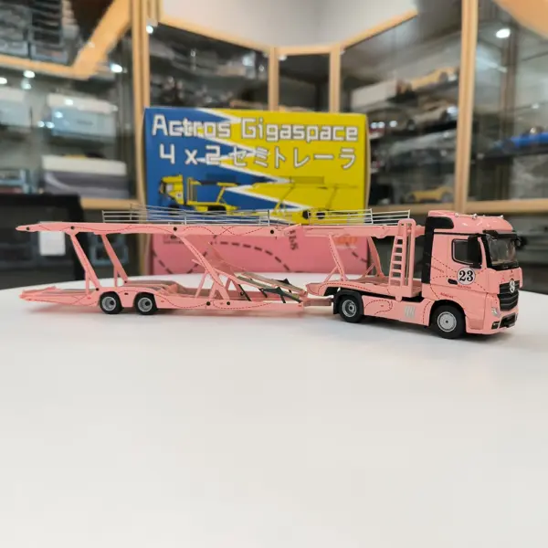 1/64 Alloy Diecast Benz Trailer Model for Collectors - Image 6