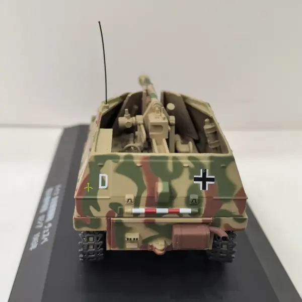 IXO 1/43 Scale WWII Self-Propelled Howitzer Model - Image 5