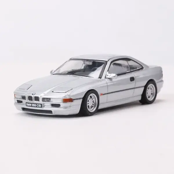 DCT Shadow 1:64 850csi Alloy Model Gift - Image 9