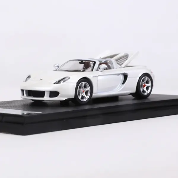 Funny 1:64 Carrera GT Diecast Model Car - Image 7