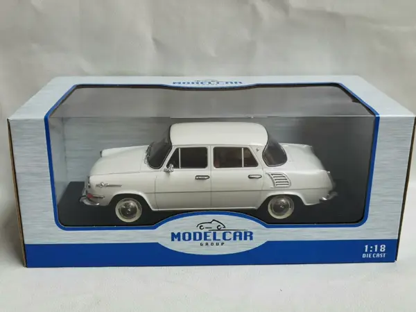 1:18 Scale SKODA 1000 MB Diecast Model Car - Image 6
