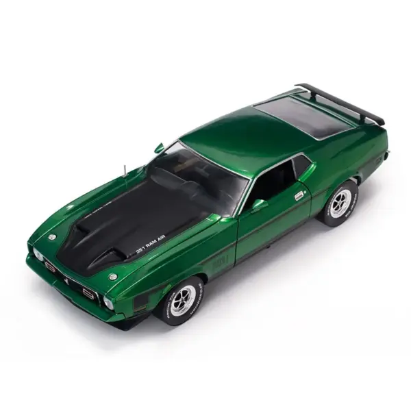 SunStar 1:18 Scale 1971 Ford Mustang Mach I Model - Image 6