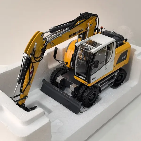 1:32 Liebherr A 916 Excavator Model Toy - Image 2