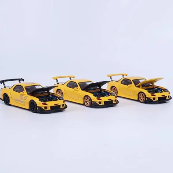 BSC 1:64 RX7 FD3S Alloy Car Model Collectible - Image 2